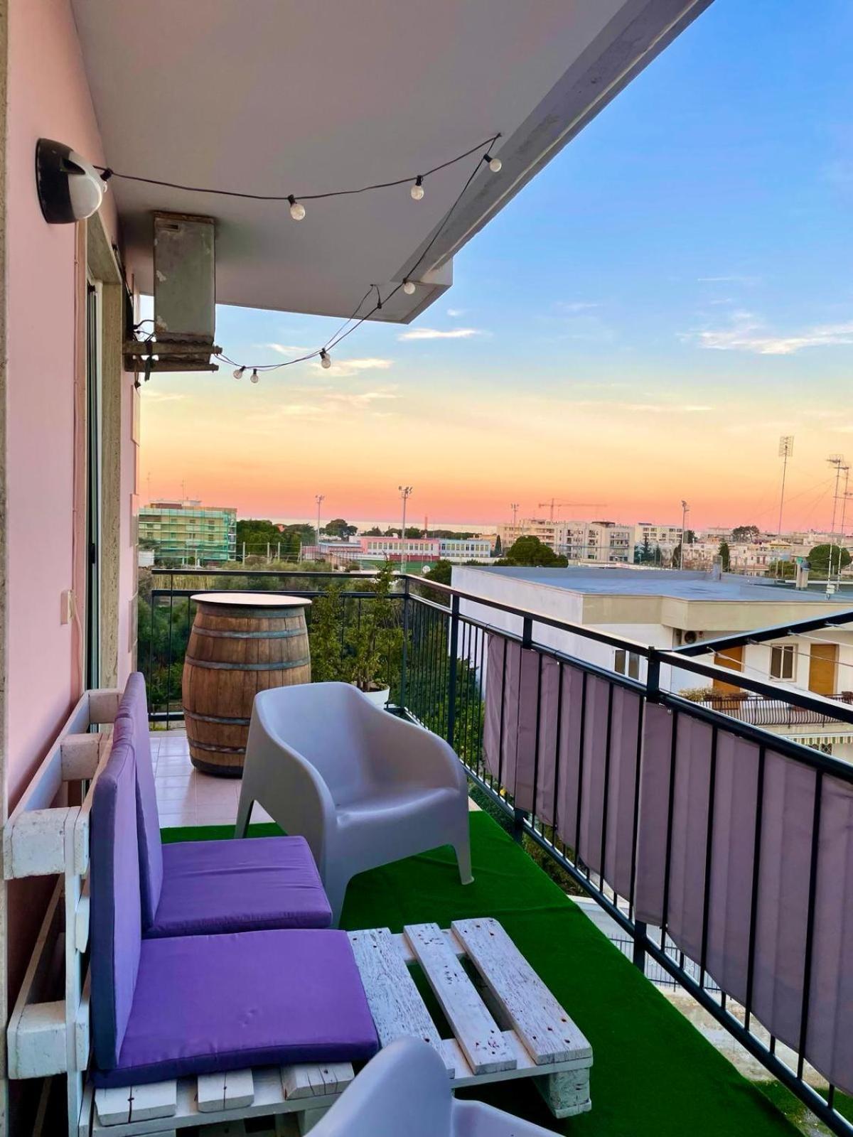 Wanderlust House Hotel Bari Exterior photo